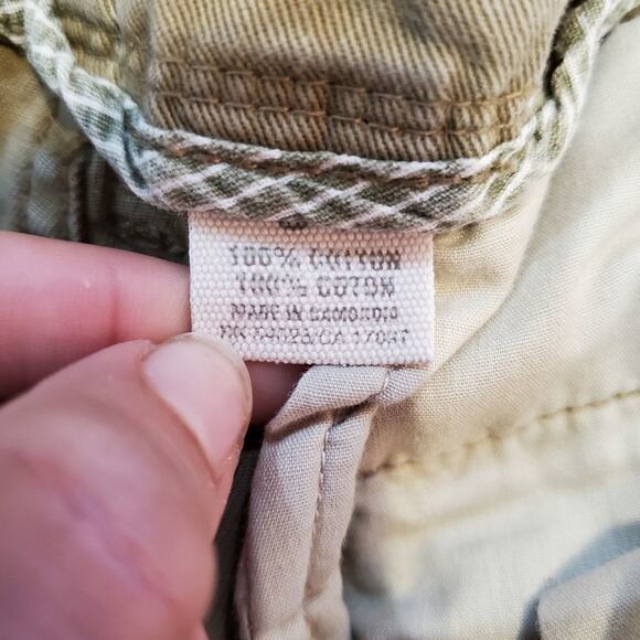 𝅺Old navy size 34 men's golf style shorts - Picture 9 of 9